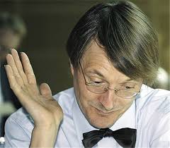 Der mediziner gilt in der eigenen. Disziplin Herr Lauterbach Kommt Mal Wieder Zu Spat