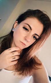 Getting there. Boy cow needs spots and a nose ring. Girl cow needs a bow  and maybe eyelashes 🐮