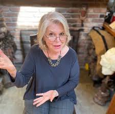 Hi, I'm Susan Anderson, a practicing psychotherapist and ...