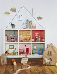 Barbie möbel selber machen puppenbett ikea hack ein barbie traum. Puppenhaus Aus Einem Regal Selber Bauen Kinder Zimmer Kinderzimmer Kinder Zimmer Ideen