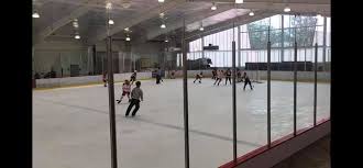 Closed on thanksgiving day, nov. Ready To Hit The Ice Here S Your Guide To St Louis Area Rinks Hot List Stltoday Com