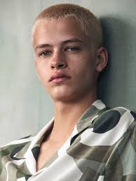 Now Representing Adrián Planas