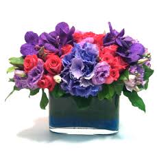We know funerals and sympathy life events are difficult to express the right emotions. Roses And Blue Hydrengeas My Beverly Hills Florist In Manhattan Beach Ca Manhattan Beach Florist