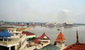 Ia terletak 500 kilometer di timur laut kuala lumpur dan menghadap laut china selatan. 13 Tempat Wisata Di Terengganu Malaysia Yang Wajib Dikunjungi Alowisata