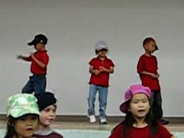 why didn t i think of doing the cha cha slide with kindergarten so cute beginning of kindergarten classroom songs kindergarten kids