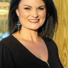 April Hartley's Instagram, Twitter & Facebook