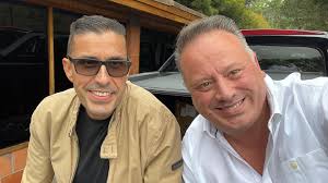 Un hermano de mil batallas por más de una década. Fiel, honesto, leal y  directo … hay pocas personas que puedo llamar hermano de verdad u  @isusiasier es uno de ellos. Gran