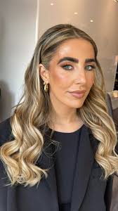 Bank Holiday Hair and Makeup Appointments *BANK HOL DISCOUNT* 🤍All  Blowdrys £20 🤍All Makeup £35 More pictures of my work