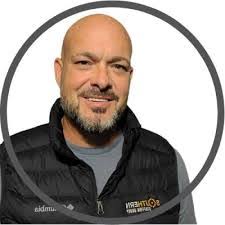 Jonathan Kinard's Instagram, Twitter & Facebook