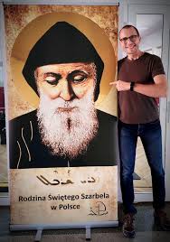 ANNO DOMINI 2025 Niech przykład, mądrość, wstawiennictwo i opiekuńcze  towarzyszenie tego wielkiego świętego pustelnika z Libanu towarzyszą wam w  tym roku na wszystkich waszych drogach. W imieniu swoim i całej Rodziny  Świętego