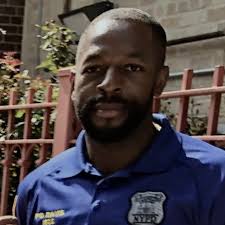 Charles Davis #2044 : 50-a.org