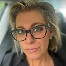 I'm happy to share that I'm starting a new position as Head of  Intermediated Distribution at Aviva