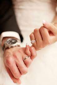 Awww Look How Cute This Is But Instead Of The Watch U Can Wear Ur Band Wedding Couples Photography Couple Pics For Dp Wedding Rings Photos