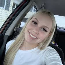 Haley Beaupre and Ken Stump's Wedding Website