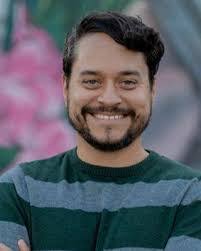 Eli Galvan's Instagram, Twitter & Facebook