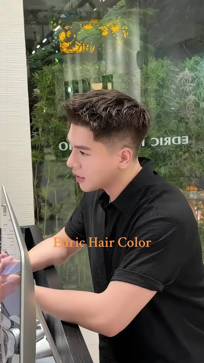 Edric Color - Nhuôm màu nâu lạnh siêu tây #edrichairstyle #edrichairstudio  #xuhuong #tocnamdep #nhuomtoc