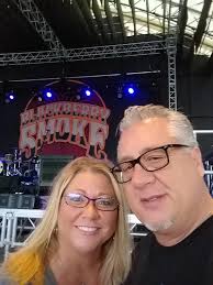 Howdy! You know I lost faith in music for such a long time 😞 I had to  start listening to Country again to feel that connection with music ~and a  lot of