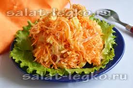 салат с колбасным сыром и крабовыми палочками и чипсами Salat S Morkovyu Suharikami I Syrom