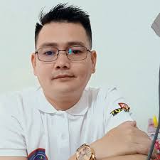 Yes, V3 is already here and it's available in black and white version.  Dehado Basketball “Underdog Mentality” Premium Mesh Fabric Free change of  name and number For only 380 Now accepting orders. 🏀