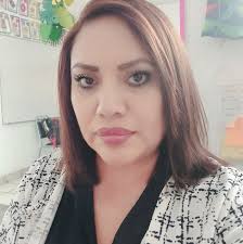 Tenemos 10 pasteles de cortesía de parte de nuestros amigos de BonPastel  Sólo responde a esta imagen con una foto de tu mamá en los comentarios.  Haremos una rifa el Miércoles 6