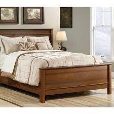 Carson Forge Collection Queen Footboard With Rails In Washington Cherry Bedroom Furniture Sets Bedroom Furniture King Storage Bed