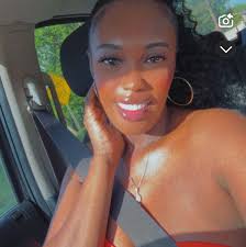 Who can do custom artwork in Auburn and Opelika?