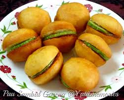 Potong roti burger kepada 2 bahagian, bubuh sedikit daun salad, patty taufu dan tomato. Resepi Burger Malaysia Tanpa Yis Copd Blog U