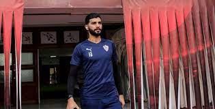الزمالك لم يصل لاتفاق مع فرجاني ساسي بشأن تجديد تعاقده، وألمح اللاعب إلى اقترابه من الرحيل بعد رسالته عبر حسابه على موقع التواصل الاجتماعي تويتر، بأنه يعتز بالفترة التي قضاها داخل جدران الأبيض. Ø§Ù„ÙˆØ·Ù† Ø³Ø¨ÙˆØ±Øª ÙØ±Ø¬Ø§Ù†ÙŠ Ø³Ø§Ø³ÙŠ ÙŠØªØ¬Ø§Ù‡Ù„ Ø§ØªØµØ§Ù„Ø§Øª Ø§Ù„Ø²Ù…Ø§Ù„Ùƒ Ùˆ ÙÙŠÙØ§ Ø§Ù„Ù…ÙˆØ³Ù… ÙŠÙ†ØªÙ‡ÙŠ 26 Ø£ØºØ³Ø·Ø³