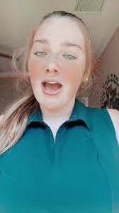 Chloe Mabry's Instagram, Twitter & Facebook