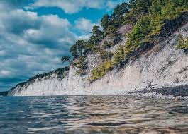 Курорт має спеціалізовані санаторії для хворих з порушенням органів слуху, органів зору, хворих зі згасаючими формами туберкульозу. Luchshie Oteli V Gelendzhike Na Hotels Com Otmena V Bolshinstve Otelej