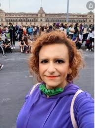 Elizabeth Landeros Serrillo"