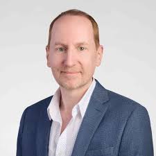 Unraveling Immune Biomarkers in Endometrial Cancer Therapy