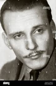 Von kleiner statur -Fotos und -Bildmaterial in hoher Auflösung