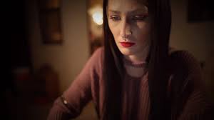 Amanda started thinking, and decided..., She wanted to make things right.,  Tonight at 10/9c