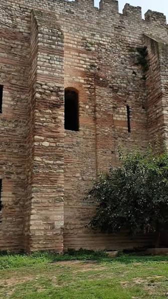 The Dungeons of Anemas (in Turkish: Anemas Zindanları) in Constantinople/Istanbul are among the city’s most secret places 🕳️, Hidden deep beneath the ancient walls of Constantinople as part of the ...