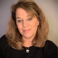 Barbara Hess's Instagram, Twitter & Facebook