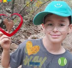 Huérfanos en cautiverio