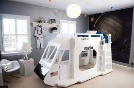 Toddler bedrooms boy room rocket ship bedding boys bedding space themed rocket or spaceship bed for little boy: Fly Me To The Moon Austronaut Out Of Space Kids Rooms