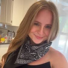 Rebecca Parada's Instagram, Twitter & Facebook