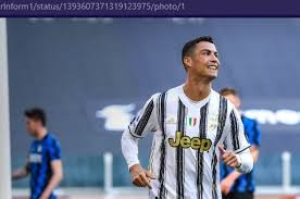 Mereka disebut bergerilya mencari pengganti bagi cristiano ronaldo. Kabar Gembira Buat Fan Juventus Cristiano Ronaldo Bakal Bertahan Dan Siap Kembali Latihan Bolasport Com