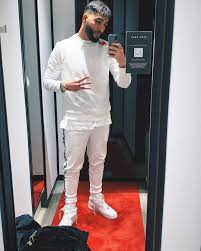 Samra is an azerbaijani singer based in baku. Gefallt 1 518 Mal 36 Kommentare Samra Fanpage Samra Fanpage Auf Instagram Ich Komm In Den Raum All White Wie Ein Samra Rapper Deutsch Rap Rap