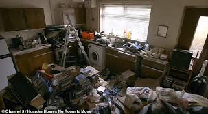 Hoarder Home, No Room to Move: Family of a nurse who died alone say they  had no idea how she lived