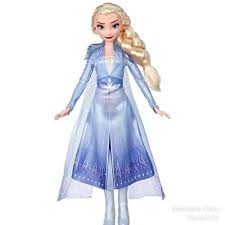 Menjelma menjadi princess elsa berikutnya ada bapak yang rela mengenakan gaun demi sang anak, bocah 4 tahun yang bernama dexter merupakan penggemar berat elsa di film frozen. Jual Stok Terbaru Disney Princess Elsa Frozen 2 Classic Fashion Doll Jakarta Barat Saka D Tokopedia