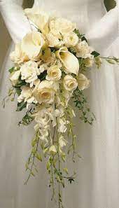 Learn How To Make Bridal Bouquets Corsages Boutonnieres And Centerpieces Like A Profess In 2020 Cascading Wedding Bouquets Diy Wedding Bouquet Flower Bouquet Wedding