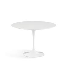 The width and depth of the table vary based on the shape. Saarinen Dining Table 42 Round Knoll
