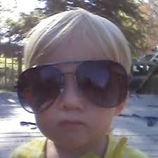 Stream Elise Kellogg music