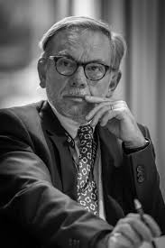 Une taupe russe au cabinet Le Drian ? Pas si vite...