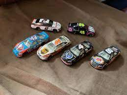 Nascar live race coverage, latest news, race results, standings, schedules, and driver stats for cup, xfinity, gander outdoors. Dug Out Some Older 1 87 Scale Cars From Winner Circle 06 07 With Two Of The New Lionel 1 87 S In The Back For Comparison Nascarcollectors