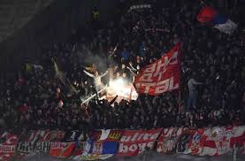 150€ garantis par zebet en cliquant sur ce lien. Les Fans De L Etoile Rouge Enflamment Le Derby Serbie Etoile Rouge Partizan 3 Mars 2019 Sofoot Com
