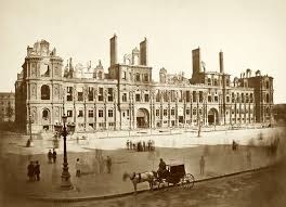 City hall locations and business hours near paris (idaho). Paris City Hall French Moments